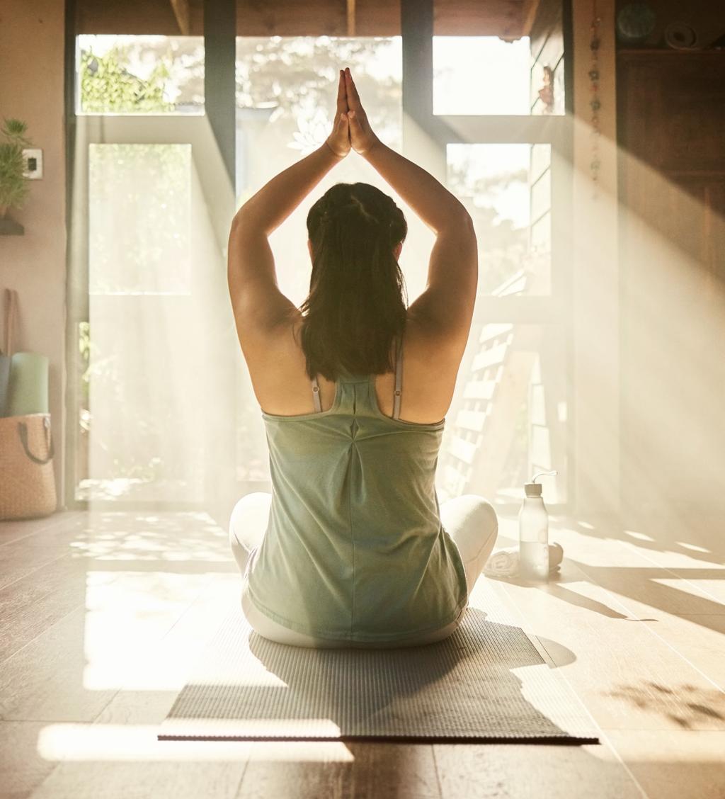 Morning wellness habit that supports yoga